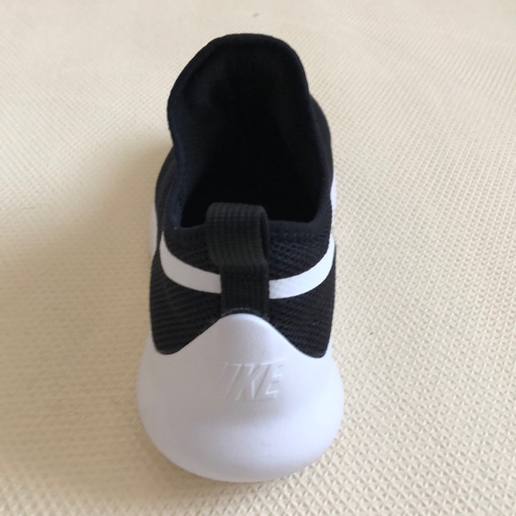 NIKE LIFESTYLE SNEAKERS - Picture 7 of 8